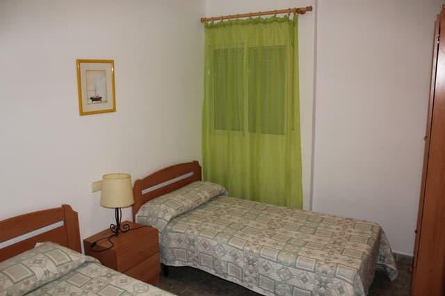 APARTMENT CAPACITY 8 THREE BEDROOMS