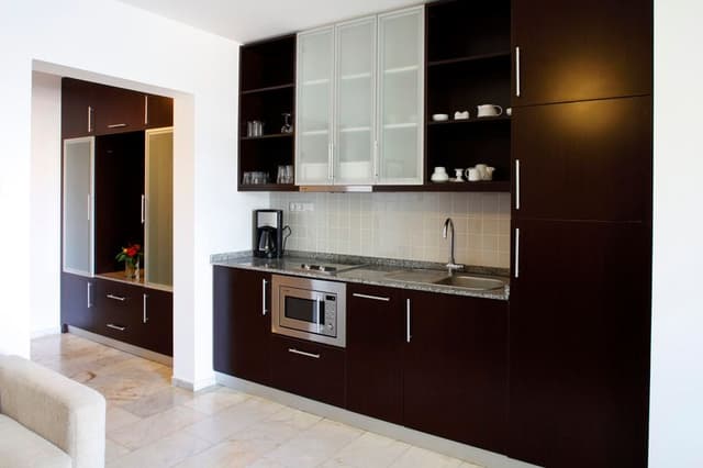 SUITE ONE BEDROOM
