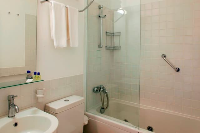 SUITE ONE BEDROOM