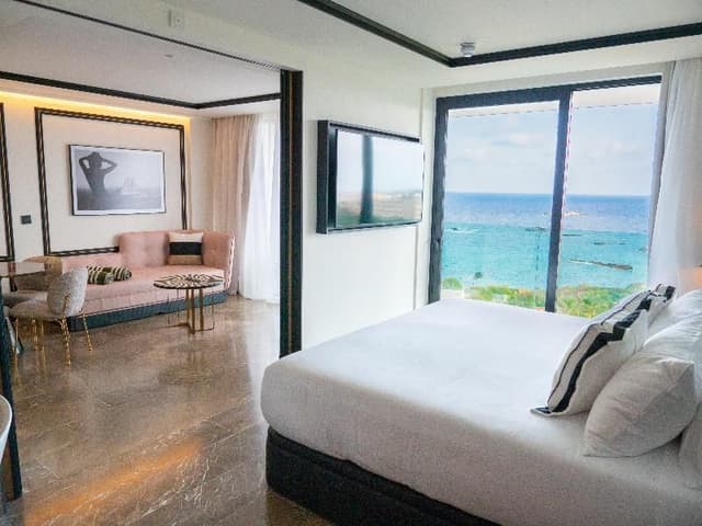 SUITE SEA VIEW
