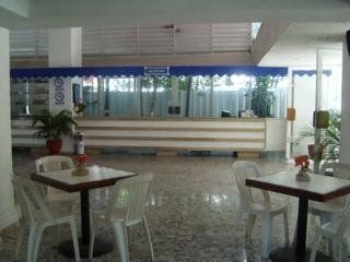 Auto Hotel Ritz0