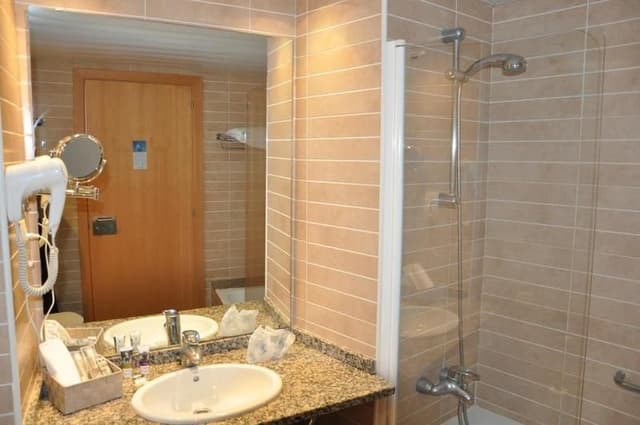 APARTMENT CAPACITY 3
