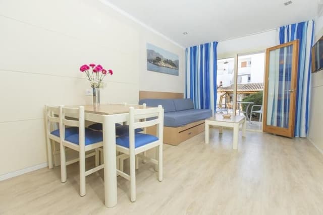 APARTMENT CAPACITY 3