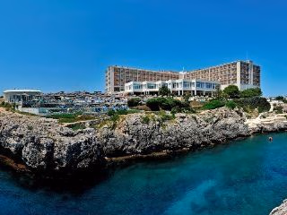 Hoteles Globales Club Almirante Farragut4
