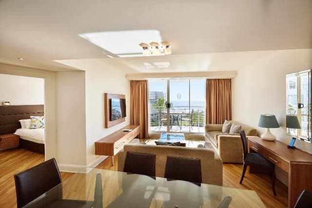 APARTMENT TWO BEDROOMS TWO BATHROOMS