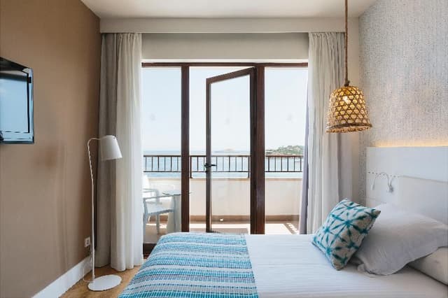 FAMILY ROOM SEA VIEW