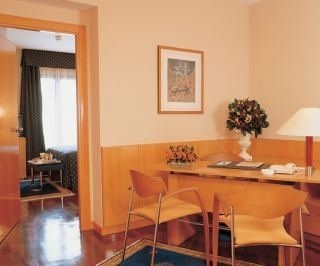 Leonardo Hotel Madrid City Center1