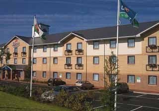 Holiday Inn Express Swansea M4/J43 Holiday Inn Express Swansea M4/J43