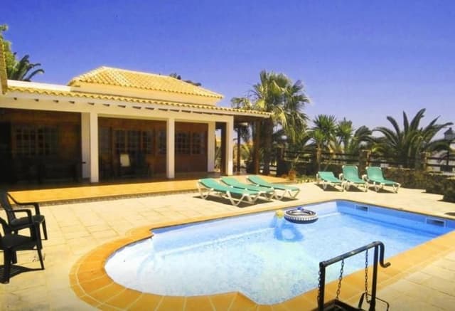 VILLA STANDARD