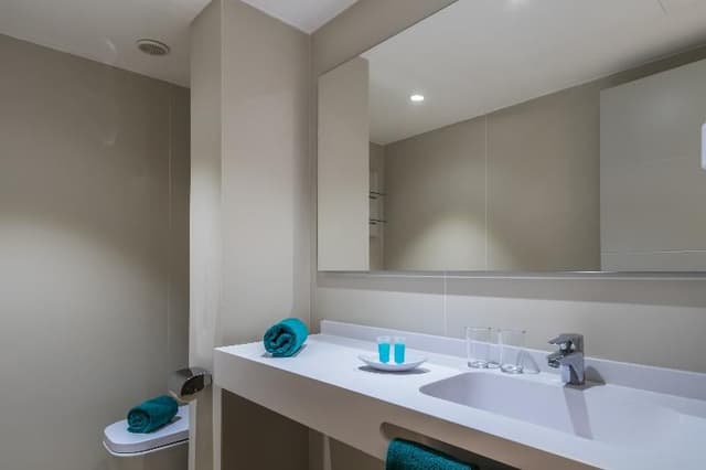 SUITE ONE BEDROOM