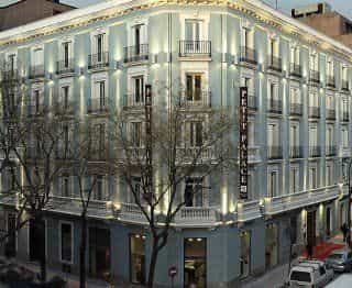ICON Wipton by Petit Palace