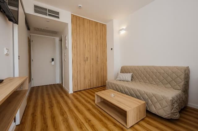 APARTMENT CAPACITY 4