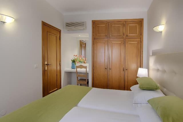 APARTMENT ONE BEDROOM