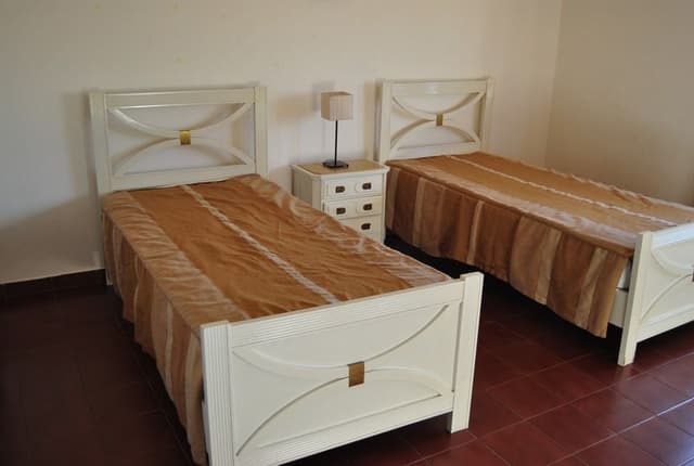 APARTMENT THREE BEDROOMS