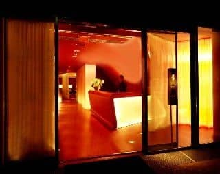 Hotel Q! Hotel Q!