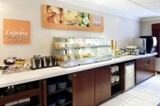 Express by Holiday Inn York East4