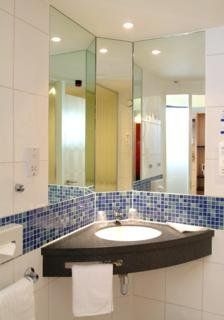 Holiday Inn Express London Royal Docks1