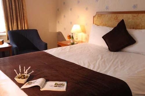 Sudbury House Hotel3