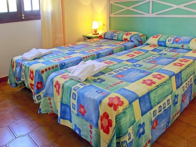 APARTMENT THREE BEDROOMS