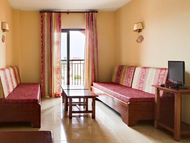 APARTMENT CAPACITY 4 ONE BEDROOM