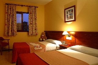 Myramar Fuengirola Castle Beach2