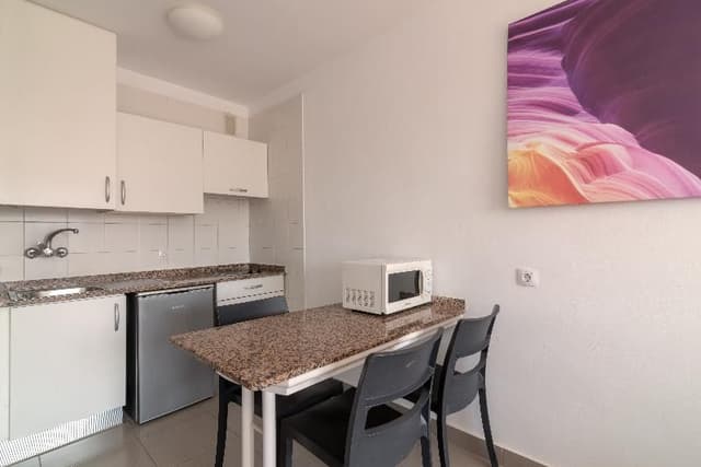 APARTMENT ONE BEDROOM
