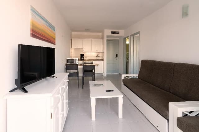 APARTMENT ONE BEDROOM