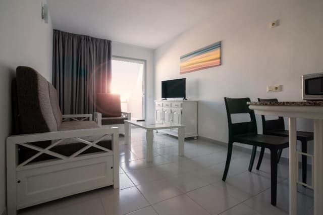 APARTMENT ONE BEDROOM