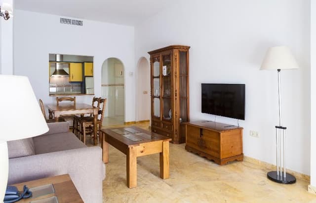 APARTMENT CAPACITY 6 TWO BEDROOMS