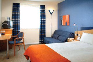 Holiday Inn Express Wandsworth Battersea2