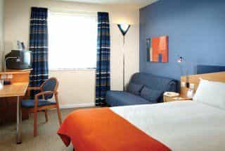 Holiday Inn Express Wandsworth Battersea Holiday Inn Express Wandsworth Battersea