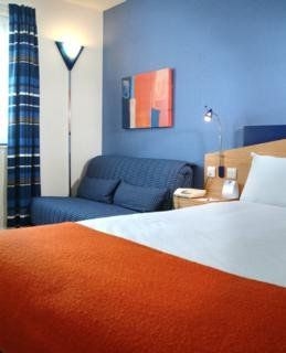 Holiday Inn Express Wandsworth Battersea4