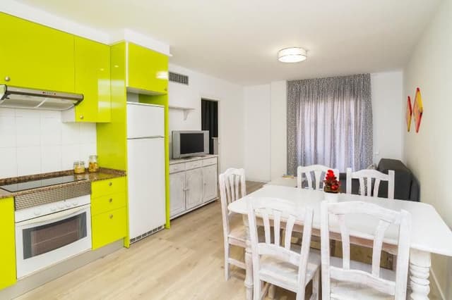 APARTMENT CAPACITY 6 TWO BEDROOMS