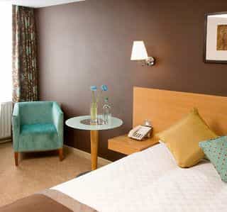 Menzies Hotels London Gatwick - Chequers Menzies Hotels London Gatwick - Chequers