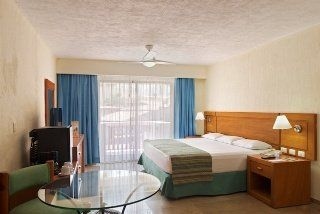 Plaza Pelicanos Grand Beach Resorts1