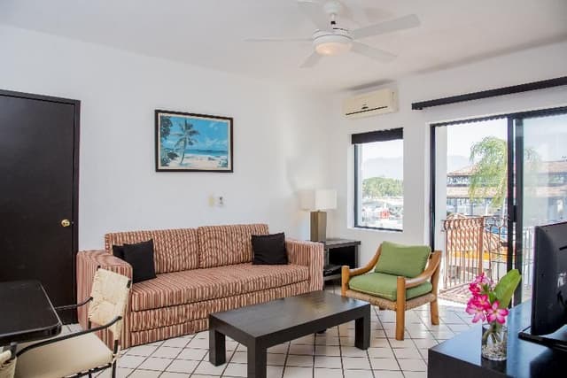 SUITE TWO BEDROOMS
