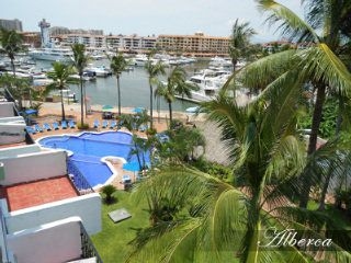 Flamingo Vallarta Hotel & Marina2