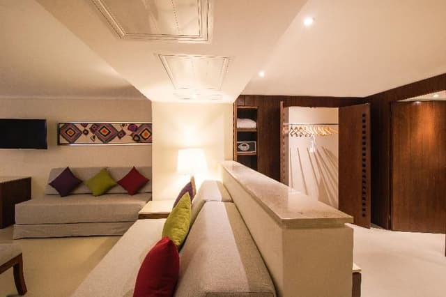 FAMILY ROOM PREMIER