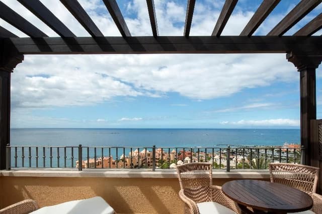 TRIPLE SEA VIEW