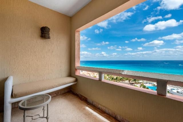 DOUBLE OCEAN VIEW