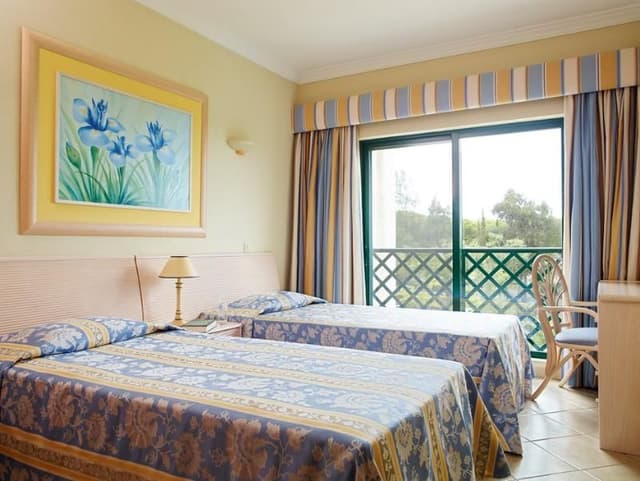 SUITE TWO BEDROOMS