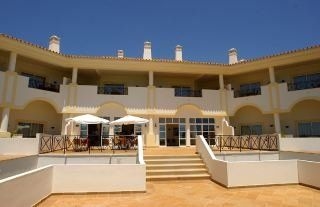 Colina Verde Golf and Sports Resort1