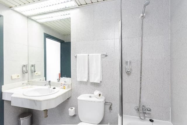 Double or Twin CAPACITY 3