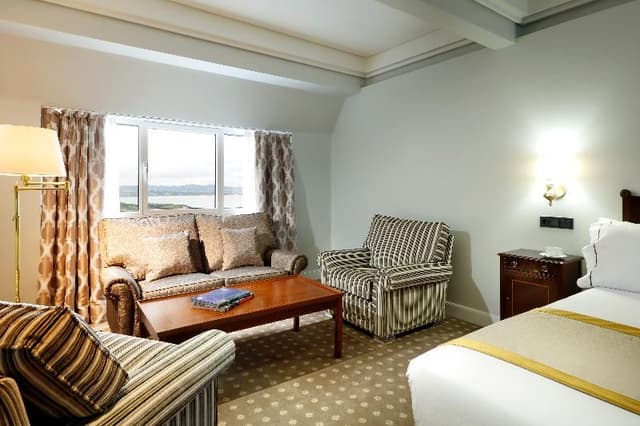DOUBLE PREMIUM SEA VIEW