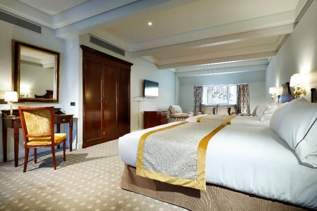 DOUBLE PREMIUM SEA VIEW