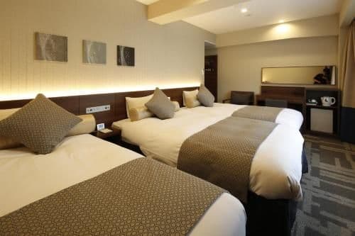 Deluxe Family Room with Extra Bed - Non-Smoking