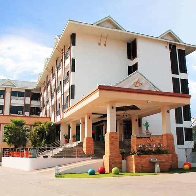 โรงแรมไอยรา แกรนด์ พาเลซ