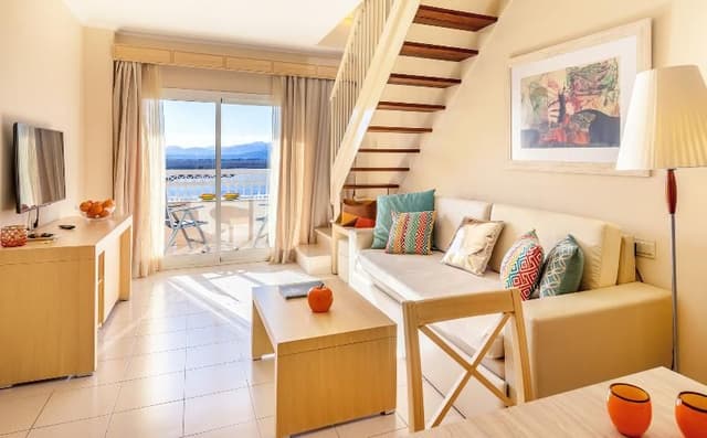 APARTMENT ONE BEDROOM WITH TERRACE