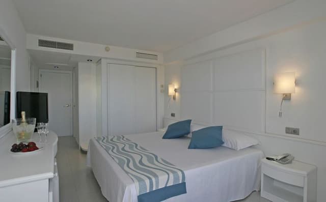 Double or Twin SUPERIOR SEA VIEW