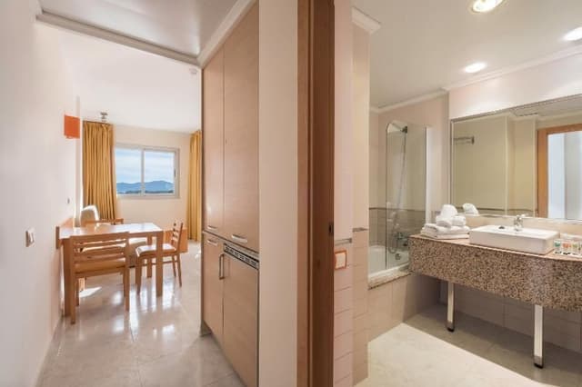 APARTMENT ONE BEDROOM